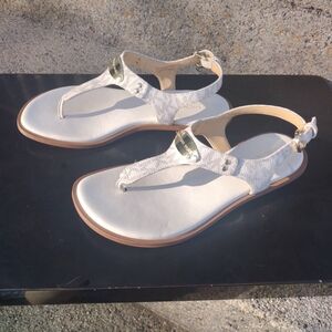 MICHAEL KORS Women's Size 5.5 Sandals MK Plate Thong Open Toe White